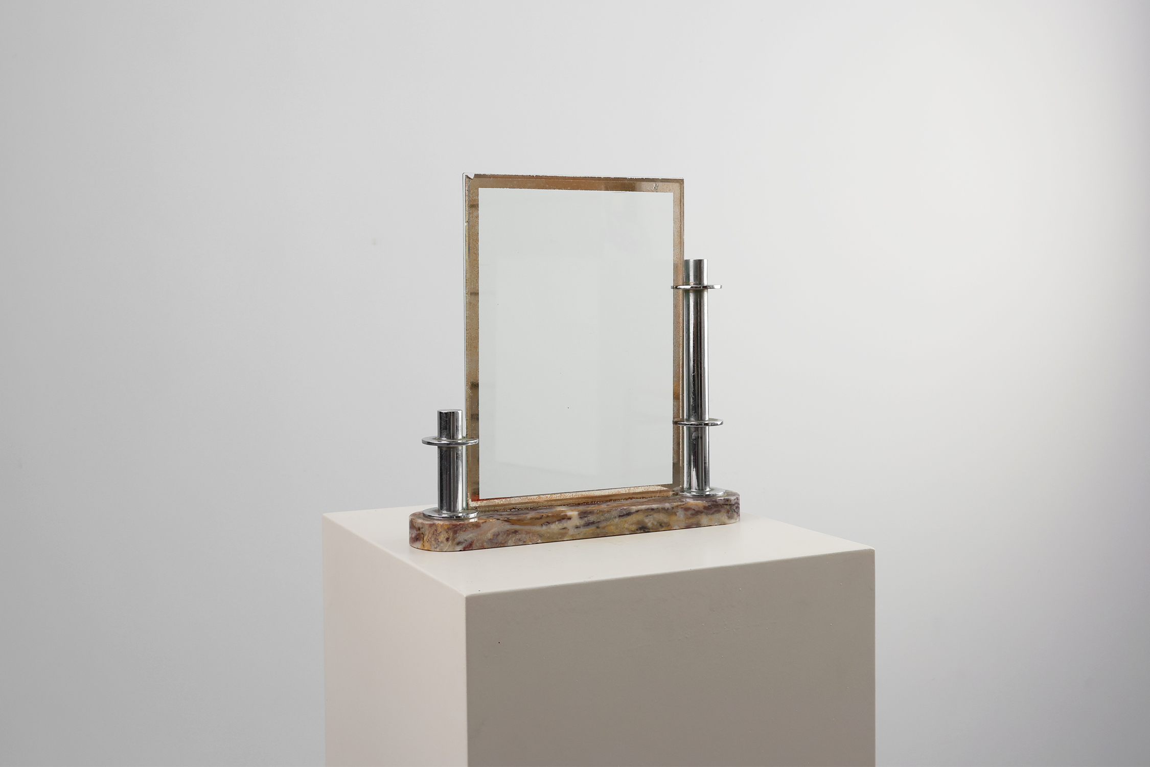 Art Deco picture frame with marble base, France 1920sthumbnail